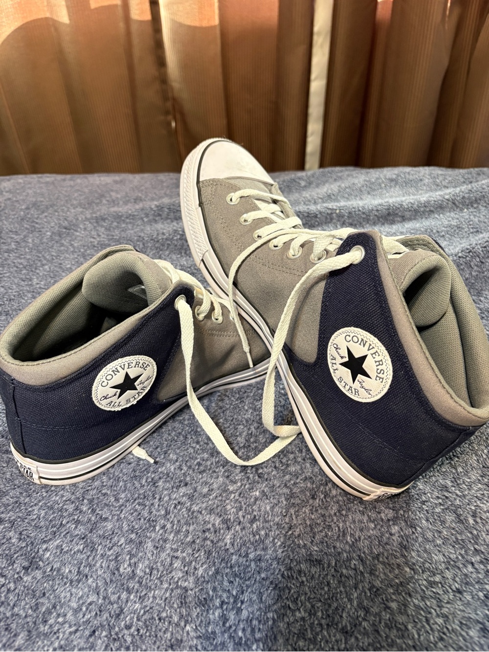 Converse Mid-Top Sneakers in Gray and Navy